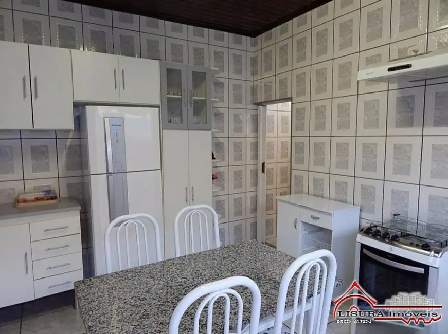 Foto 7 de Casa com 2 quartos à venda, 79m2 em Centro, Jacarei - SP