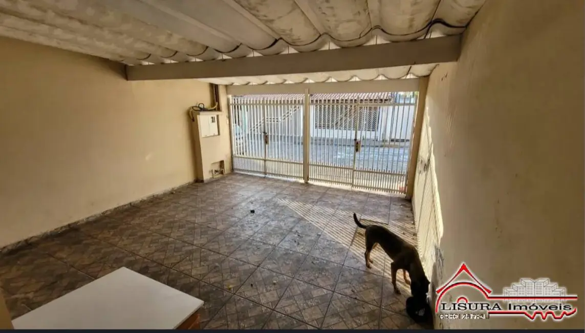 Foto 1 de Casa com 2 quartos para alugar, 190m2 em Jardim Luiza, Jacarei - SP