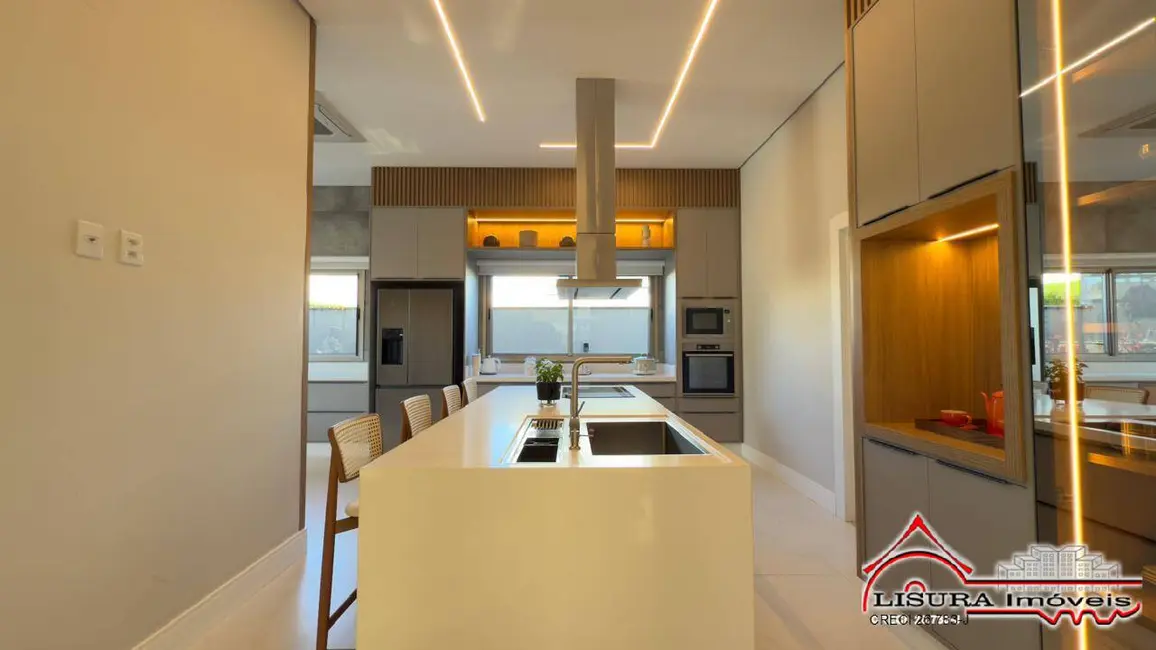 Casa de Condomínio com 3 quartos à venda, 430m2 em Da Cerejeira, Jacarei - SP - imagem 7 Foto 7 de Casa de Condomínio com 3 quartos à venda, 430m2 em Da Cerejeira, Jacarei - SP