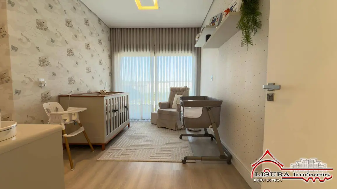 Casa de Condomínio com 3 quartos à venda, 430m2 em Da Cerejeira, Jacarei - SP - imagem 9 Foto 9 de Casa de Condomínio com 3 quartos à venda, 430m2 em Da Cerejeira, Jacarei - SP