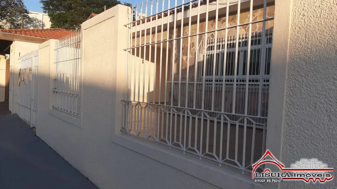 Casa com 4 quartos para alugar em Parque Itamarati, Jacarei - SP - imagem 4 Foto 4 de Casa com 4 quartos para alugar em Parque Itamarati, Jacarei - SP