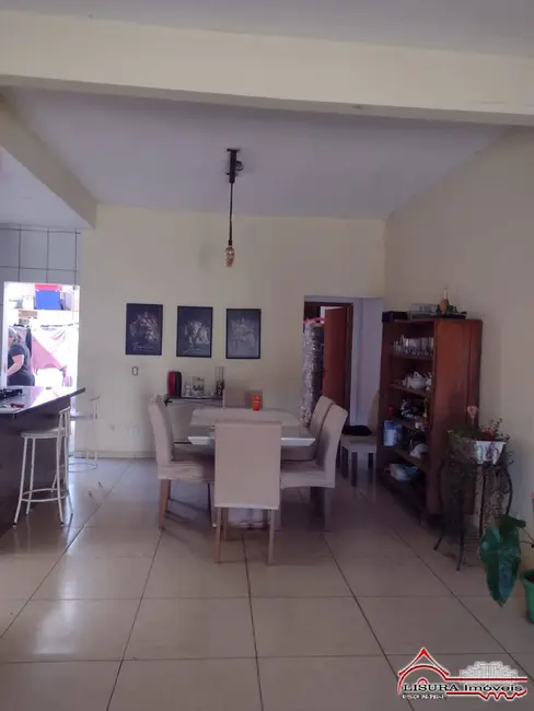 Foto 9 de Casa com 4 quartos à venda, 200m2 em Residencial Parque dos Sinos, Jacarei - SP