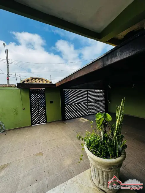 Foto 3 de Casa com 4 quartos à venda, 260m2 em Cidade Jardim, Jacarei - SP