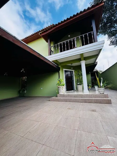 Foto 5 de Casa com 4 quartos à venda, 260m2 em Cidade Jardim, Jacarei - SP