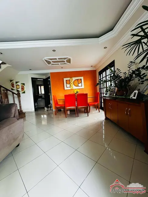 Foto 9 de Casa com 4 quartos à venda, 260m2 em Cidade Jardim, Jacarei - SP