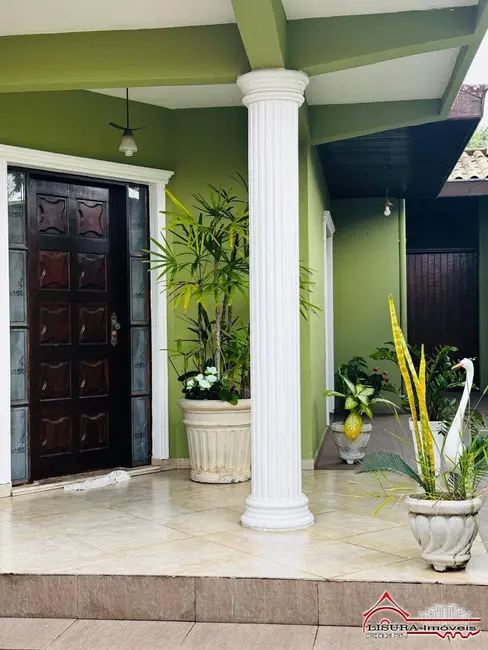 Foto 7 de Casa com 4 quartos à venda, 260m2 em Cidade Jardim, Jacarei - SP