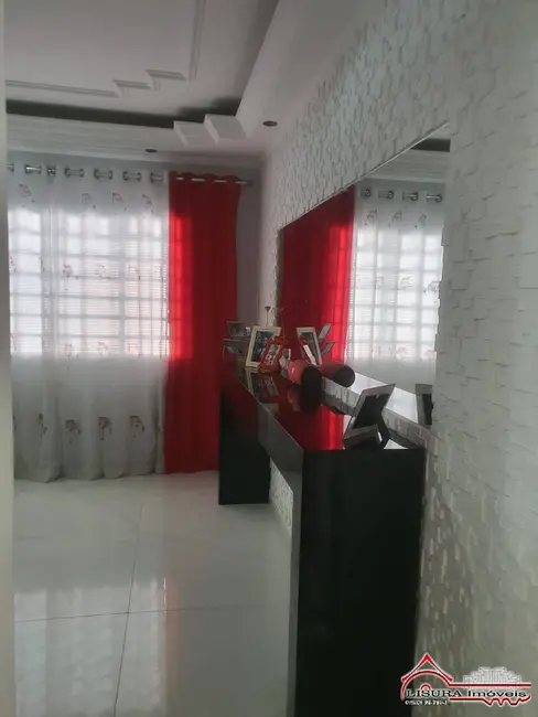 Foto 8 de Casa com 2 quartos à venda, 103m2 em Parque dos Príncipes, Jacarei - SP