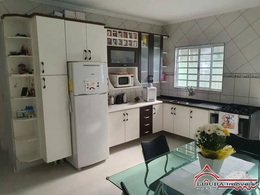 Foto 9 de Casa com 2 quartos à venda, 103m2 em Parque dos Príncipes, Jacarei - SP