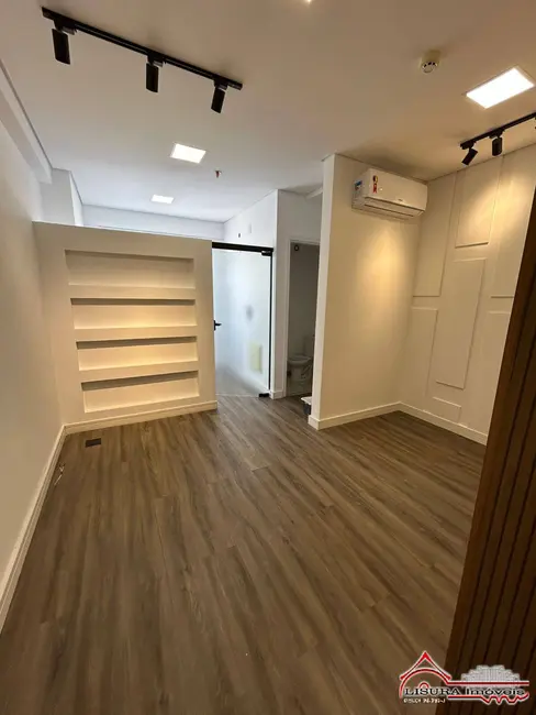 Foto 4 de Sala Comercial para alugar, 28m2 em Centro, Jacarei - SP