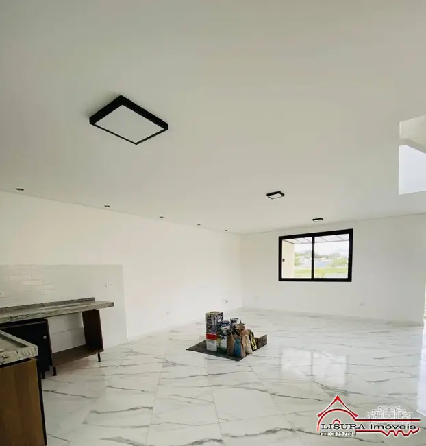 Foto 7 de Casa de Condomínio com 3 quartos à venda, 155m2 em Jardim Jacinto, Jacarei - SP