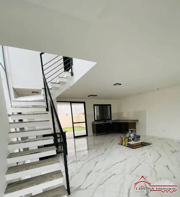 Foto 5 de Casa de Condomínio com 3 quartos à venda, 155m2 em Jardim Jacinto, Jacarei - SP