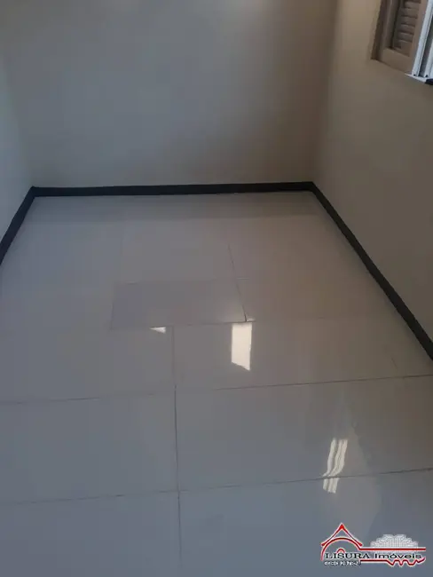 Foto 2 de Casa com 1 quarto para alugar em Parque Santo Antônio, Jacarei - SP