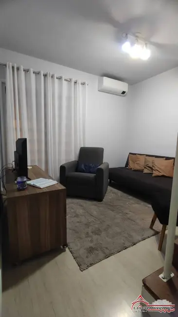 Foto 4 de Casa de Condomínio com 3 quartos à venda, 92m2 em Jardim Califórnia, Jacarei - SP