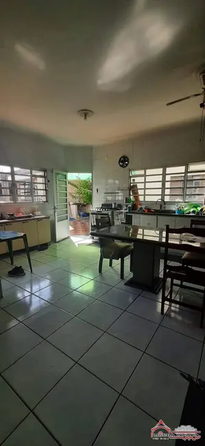 Foto 6 de Casa com 3 quartos à venda, 284m2 em Jardim Altos de Santana I, Jacarei - SP