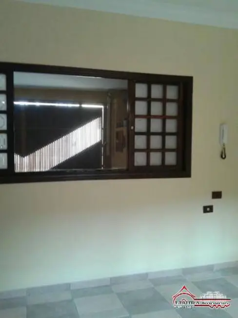 Foto 8 de Casa com 3 quartos à venda, 242m2 em Jardim das Oliveiras, Jacarei - SP