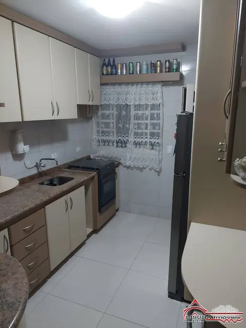 Foto 8 de Casa de Condomínio com 3 quartos à venda, 132m2 em Parque Califórnia, Jacarei - SP