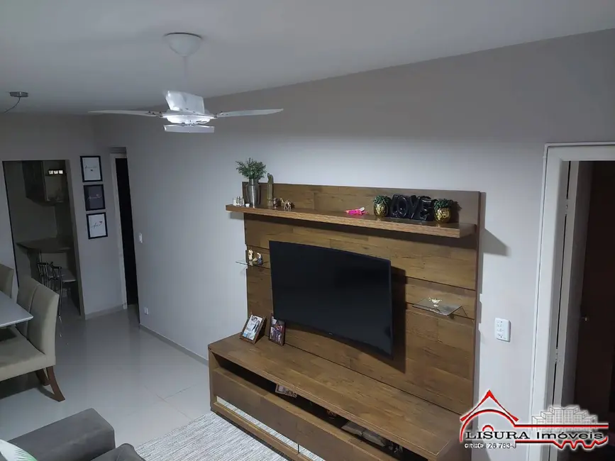 Foto 3 de Casa de Condomínio com 3 quartos à venda, 132m2 em Parque Califórnia, Jacarei - SP