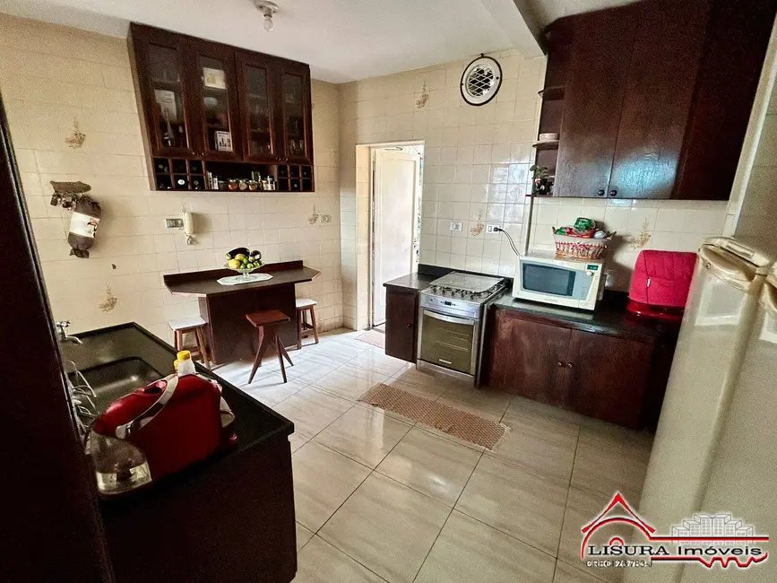 Foto 6 de Casa com 3 quartos à venda em Centro, Jacarei - SP