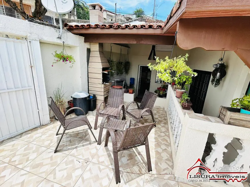 Foto 3 de Casa com 3 quartos à venda em Centro, Jacarei - SP