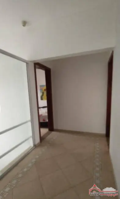 Foto 8 de Casa de Condomínio com 4 quartos à venda, 240m2 em Vila Zezé, Jacarei - SP