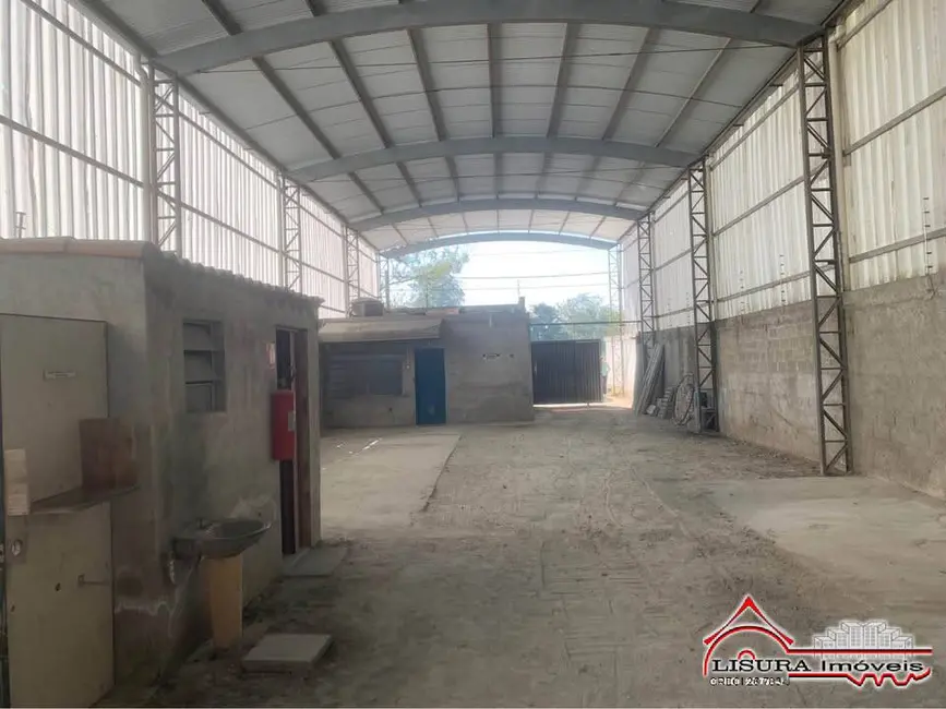 Foto 2 de Armazém / Galpão à venda, 390m2 em Jardim São Luiz, Jacarei - SP