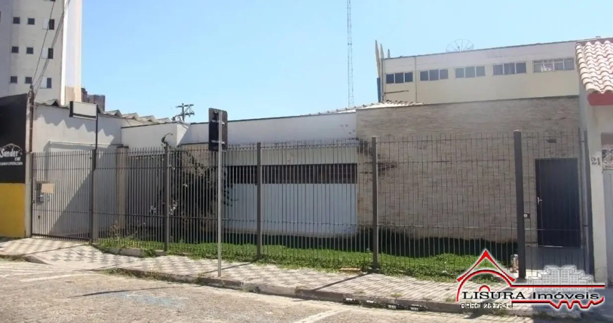 Foto 2 de Casa com 4 quartos à venda, 225m2 em Centro, Jacarei - SP