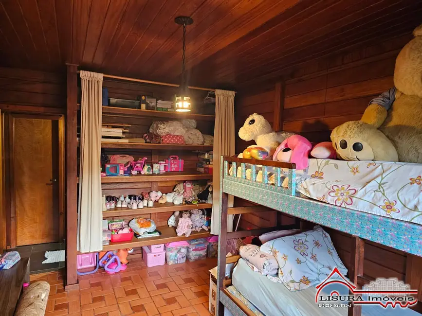 Foto 9 de Casa de Condomínio com 3 quartos à venda, 330m2 em Chácaras Condomínio Recanto Pássaros II, Jacarei - SP