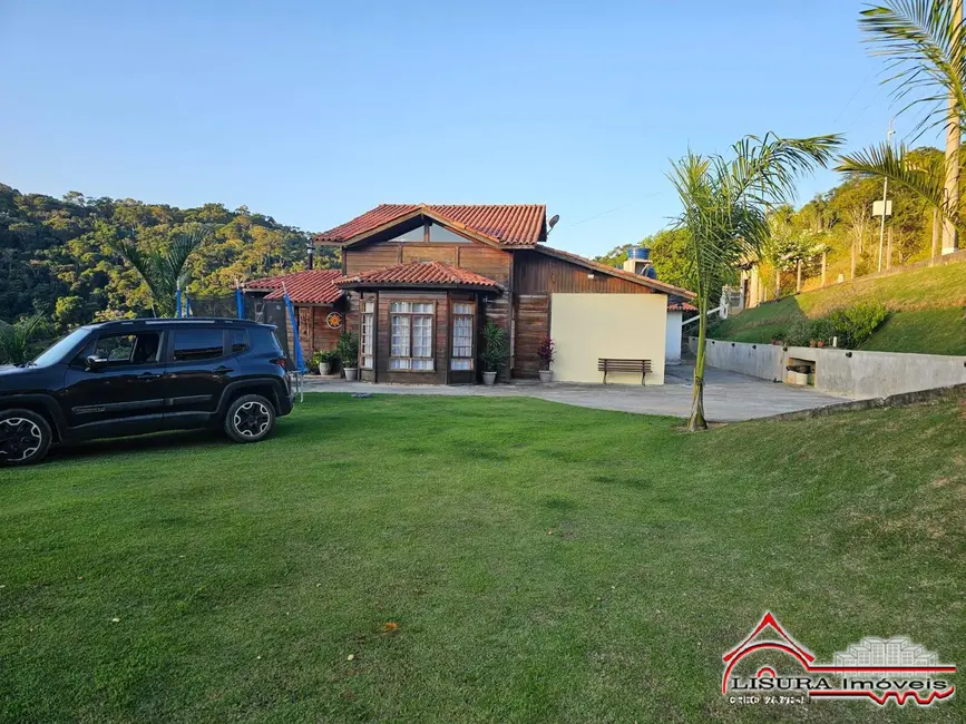 Foto 3 de Casa de Condomínio com 3 quartos à venda, 330m2 em Chácaras Condomínio Recanto Pássaros II, Jacarei - SP