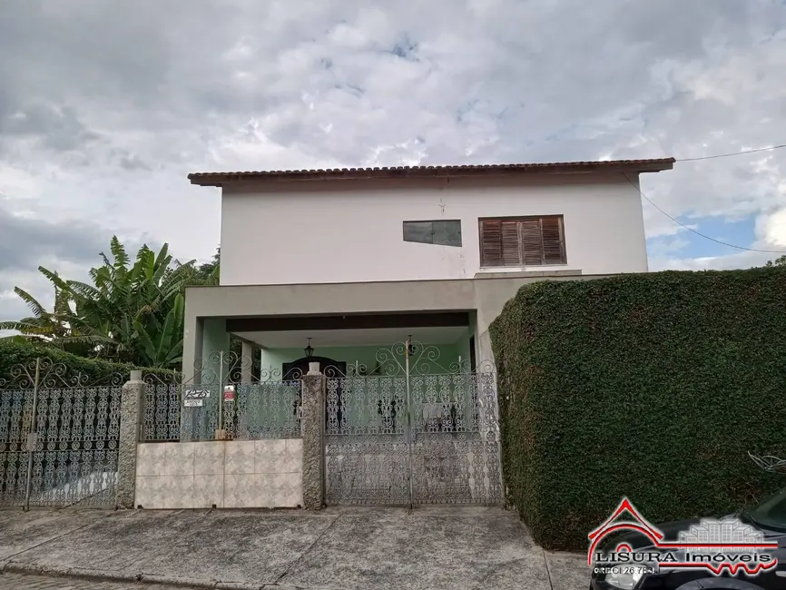 Casa com 4 quartos para alugar, 465m2 em Cidade Jardim, Jacarei - SP - imagem 1 Foto 1 de Casa com 4 quartos para alugar, 465m2 em Cidade Jardim, Jacarei - SP