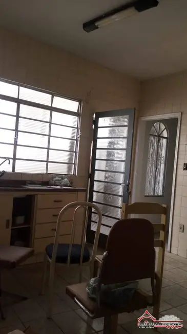 Foto 4 de Casa com 3 quartos à venda em Centro, Jacarei - SP