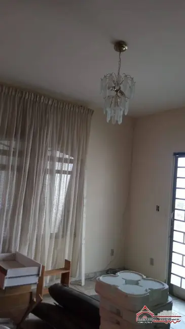 Foto 3 de Casa com 3 quartos à venda em Centro, Jacarei - SP