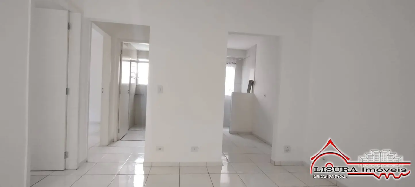 Foto 2 de Apartamento com 2 quartos à venda, 45m2 em Bairro do Colonia, Jacarei - SP