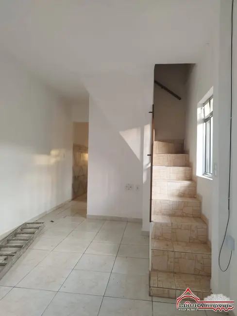 Casa com 2 quartos para alugar em Conjunto São Benedito, Jacarei - SP - imagem 7 Foto 7 de Casa com 2 quartos para alugar em Conjunto São Benedito, Jacarei - SP