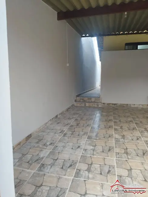 Casa com 2 quartos para alugar em Conjunto São Benedito, Jacarei - SP - imagem 3 Foto 3 de Casa com 2 quartos para alugar em Conjunto São Benedito, Jacarei - SP