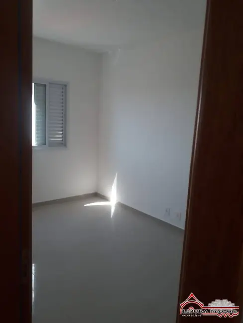 Foto 4 de Apartamento com 2 quartos para alugar, 71m2 em Vila Aprazível, Jacarei - SP