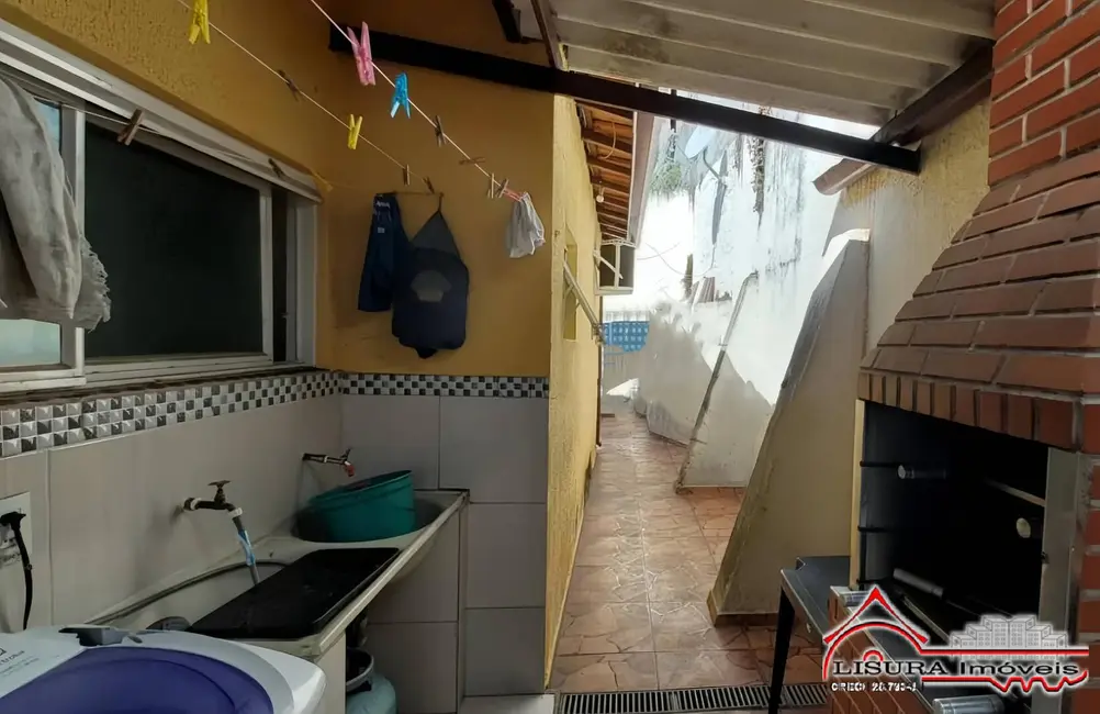 Foto 9 de Casa com 3 quartos à venda, 90m2 em Jardim das Indústrias, Jacarei - SP