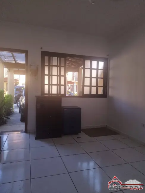 Casa de Condomínio com 2 quartos para alugar, 76m2 em Jardim Jacinto, Jacarei - SP - imagem 3 Foto 3 de Casa de Condomínio com 2 quartos para alugar, 76m2 em Jardim Jacinto, Jacarei - SP