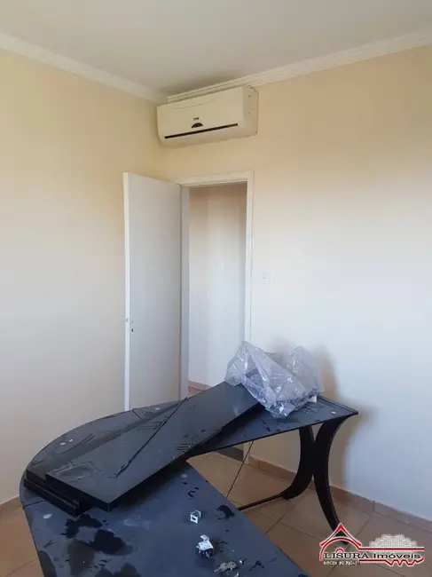 Apartamento com 3 quartos para alugar, 85m2 em Jardim Califórnia, Jacarei - SP - imagem 9 Foto 9 de Apartamento com 3 quartos para alugar, 85m2 em Jardim Califórnia, Jacarei - SP