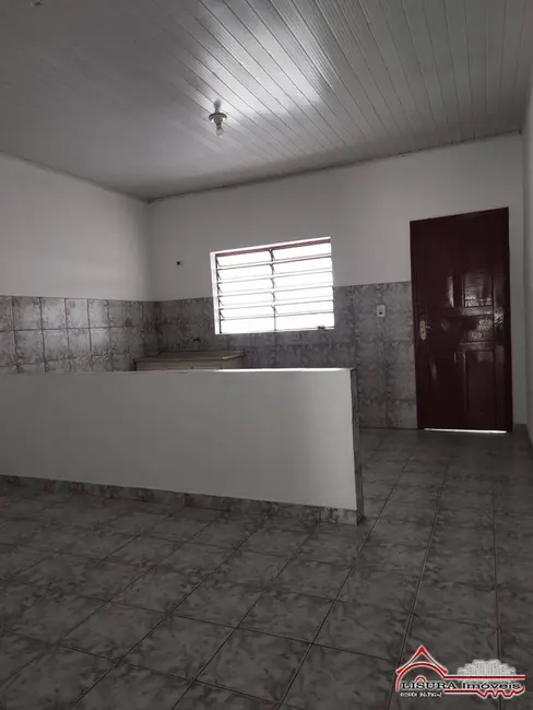 Casa com 1 quarto para alugar, 30m2 em Jardim Santa Maria, Jacarei - SP - imagem 2 Foto 2 de Casa com 1 quarto para alugar, 30m2 em Jardim Santa Maria, Jacarei - SP