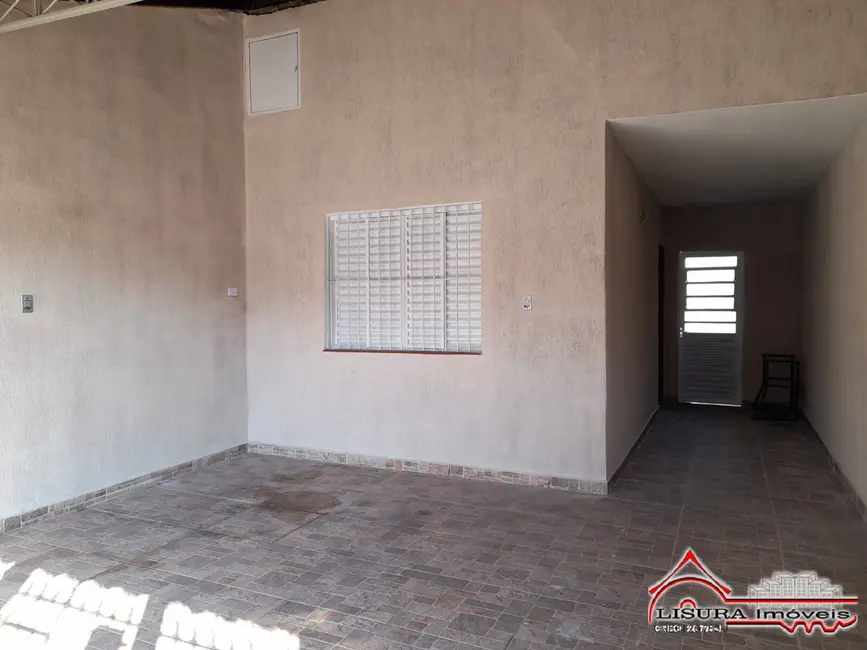 Foto 2 de Casa com 3 quartos à venda, 125m2 em Jardim Emília, Jacarei - SP