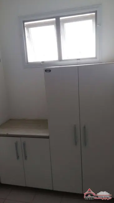 Casa de Condomínio com 3 quartos para alugar, 100m2 em Jardim Santa Maria, Jacarei - SP - imagem 9 Foto 9 de Casa de Condomínio com 3 quartos para alugar, 100m2 em Jardim Santa Maria, Jacarei - SP