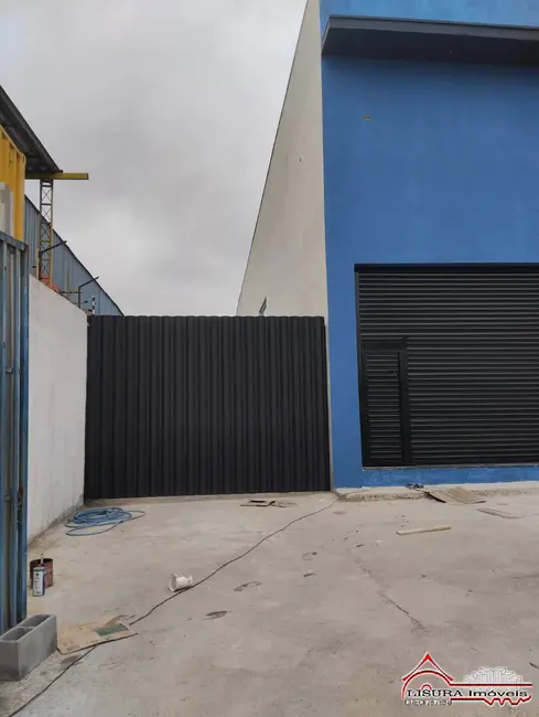 Armazém / Galpão para alugar, 302m2 em São João, Jacarei - SP - imagem 2 Foto 2 de Armazém / Galpão para alugar, 302m2 em São João, Jacarei - SP