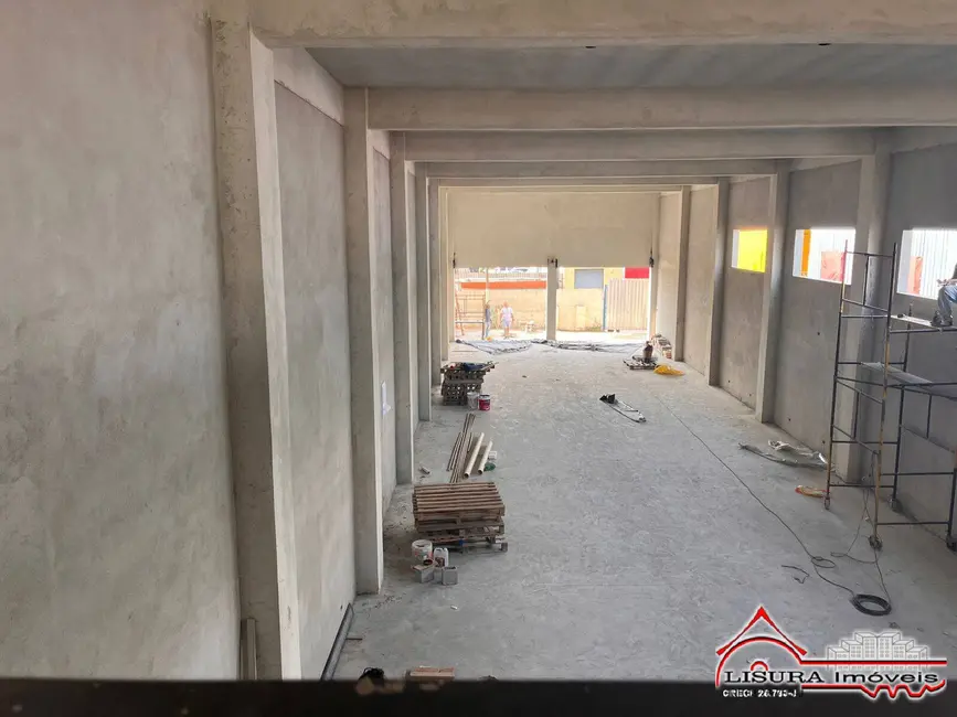 Armazém / Galpão para alugar, 302m2 em São João, Jacarei - SP - imagem 4 Foto 4 de Armazém / Galpão para alugar, 302m2 em São João, Jacarei - SP