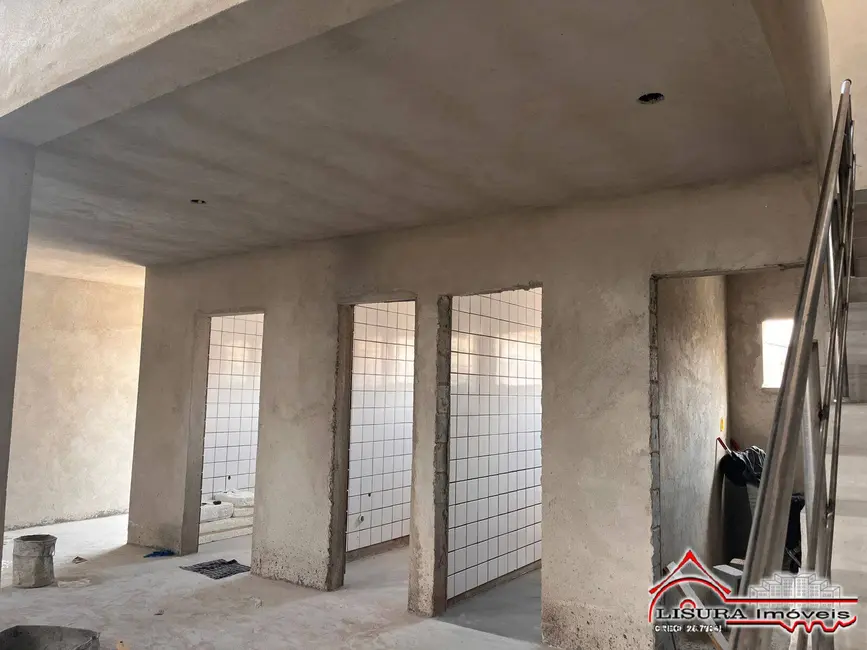 Armazém / Galpão para alugar, 302m2 em São João, Jacarei - SP - imagem 6 Foto 6 de Armazém / Galpão para alugar, 302m2 em São João, Jacarei - SP