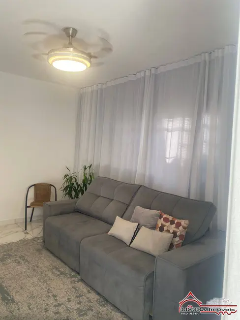 Foto 3 de Casa com 2 quartos à venda, 127m2 em Jardim Califórnia, Jacarei - SP