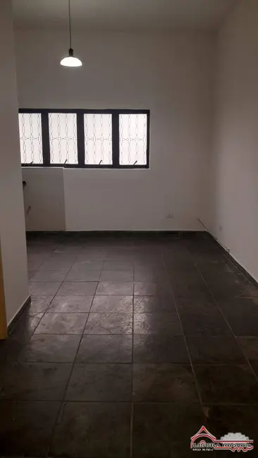 Casa com 1 quarto para alugar, 35m2 em Vila Pinheiro, Jacarei - SP - imagem 6 Foto 6 de Casa com 1 quarto para alugar, 35m2 em Vila Pinheiro, Jacarei - SP