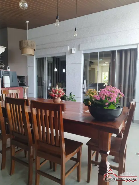 Casa de Condomínio com 4 quartos para alugar, 120m2 em São João, Jacarei - SP - imagem 1 Foto 1 de Casa de Condomínio com 4 quartos para alugar, 120m2 em São João, Jacarei - SP