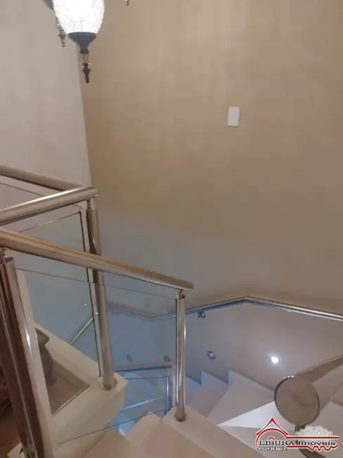 Casa de Condomínio com 4 quartos para alugar, 120m2 em São João, Jacarei - SP - imagem 9 Foto 9 de Casa de Condomínio com 4 quartos para alugar, 120m2 em São João, Jacarei - SP