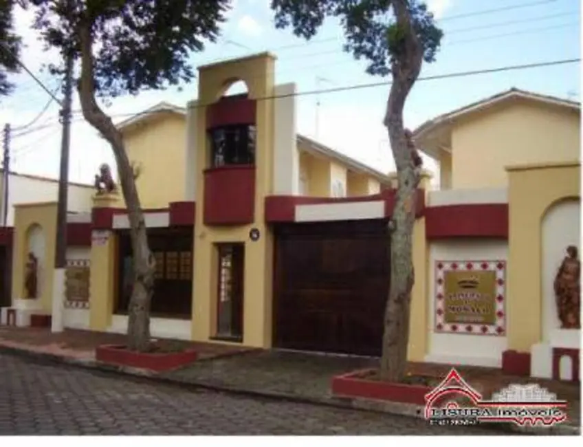 Foto 2 de Casa de Condomínio com 2 quartos à venda, 72m2 em Jardim Flórida, Jacarei - SP