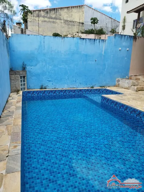 Casa com 3 quartos para alugar em Jardim Terras de São João, Jacarei - SP - imagem 2 Foto 2 de Casa com 3 quartos para alugar em Jardim Terras de São João, Jacarei - SP